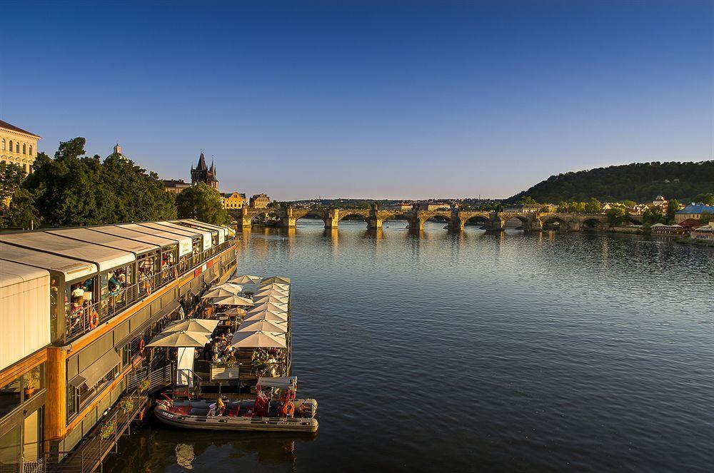 Art House By Adrez * Prague